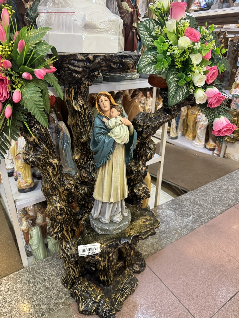 4. Đức Mẹ bế Chúa 45cm (polymer)