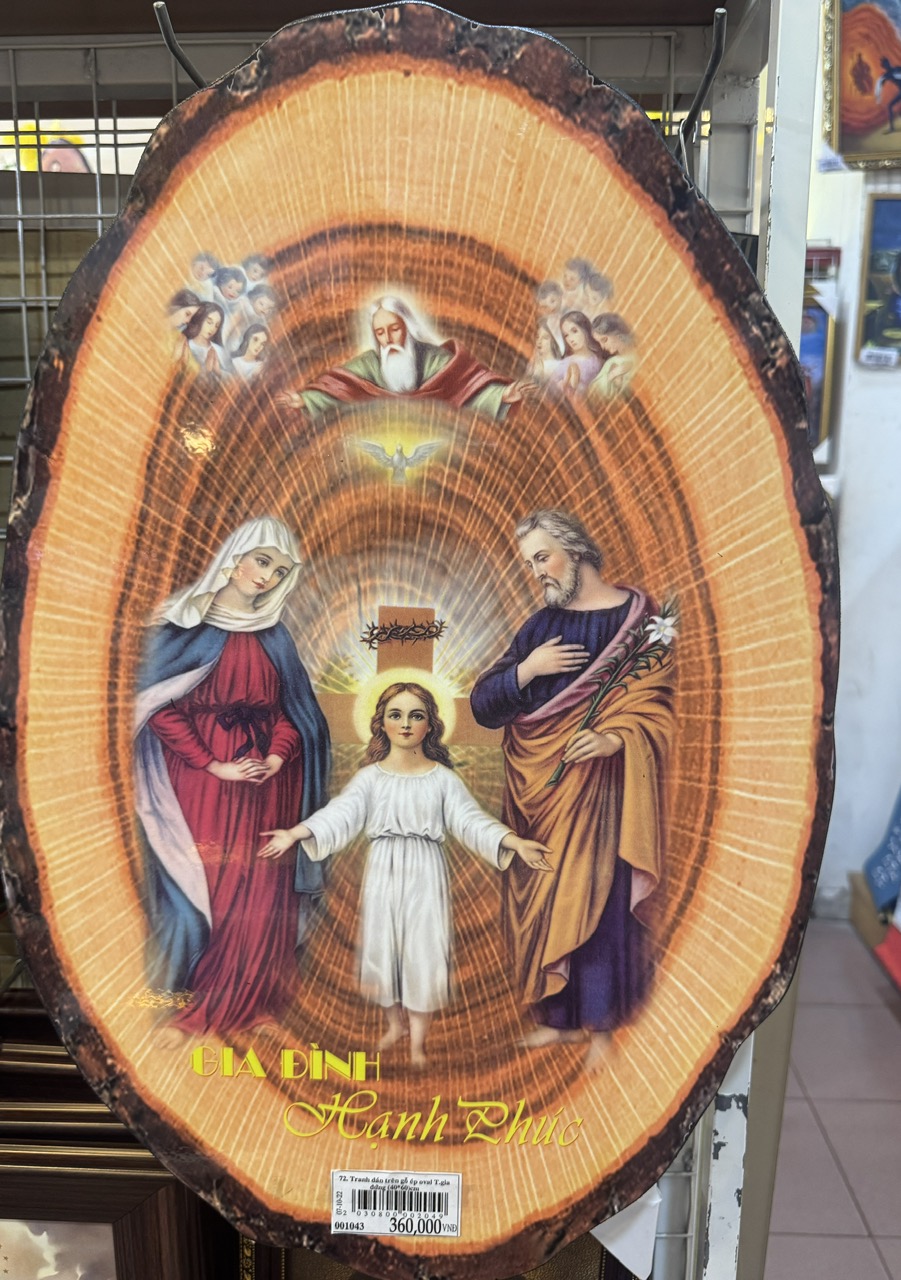 72. Tranh dán trên gỗ ép oval T.gia đứng (40*60)cm