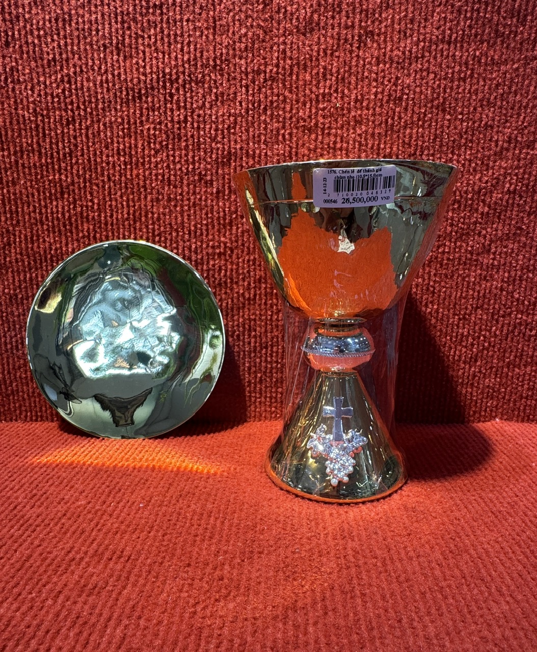 1576. Chén lễ  đế thánh giá chùm nho (10.5*15.5)cm