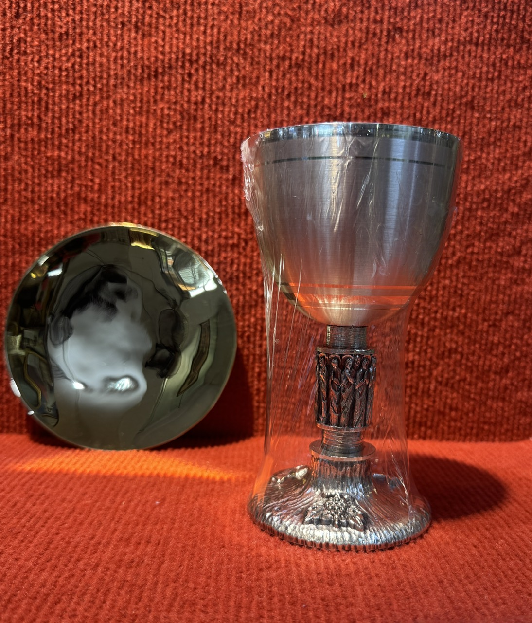 1590. Chén lễ Italia XV- đế chạm (16*9)cm
