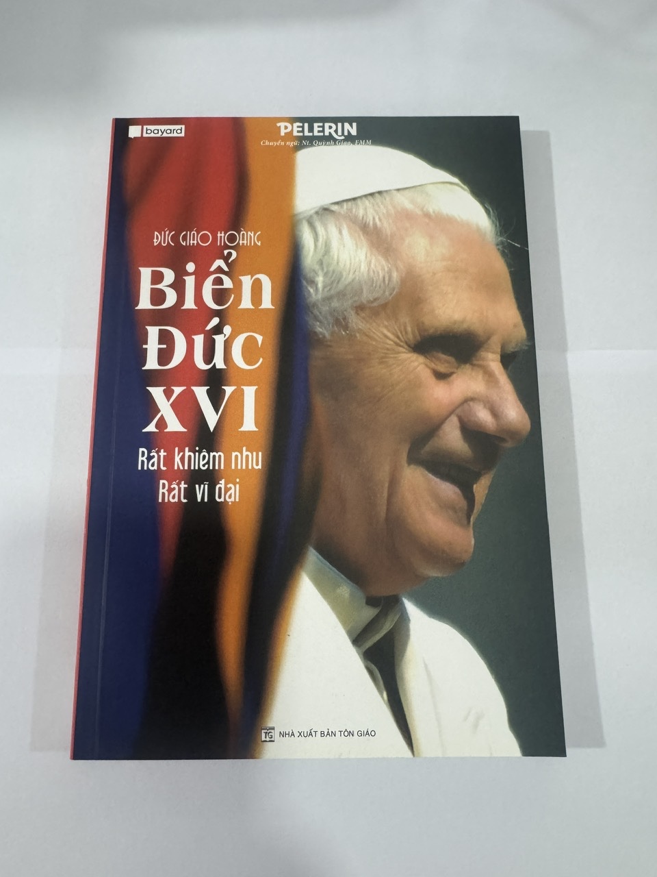 39. ĐGH Biển Đức XVI - Rất khiêm nhu Rất vĩ  đại