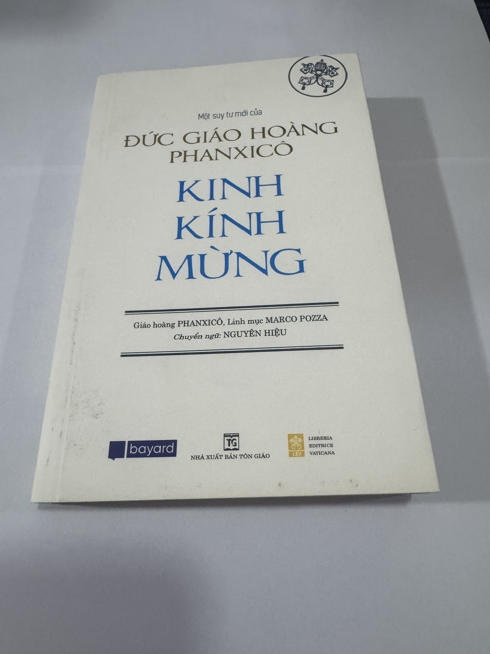 57. Một suy tư mới của ĐGH Phanxicô - Kinh kính mừng