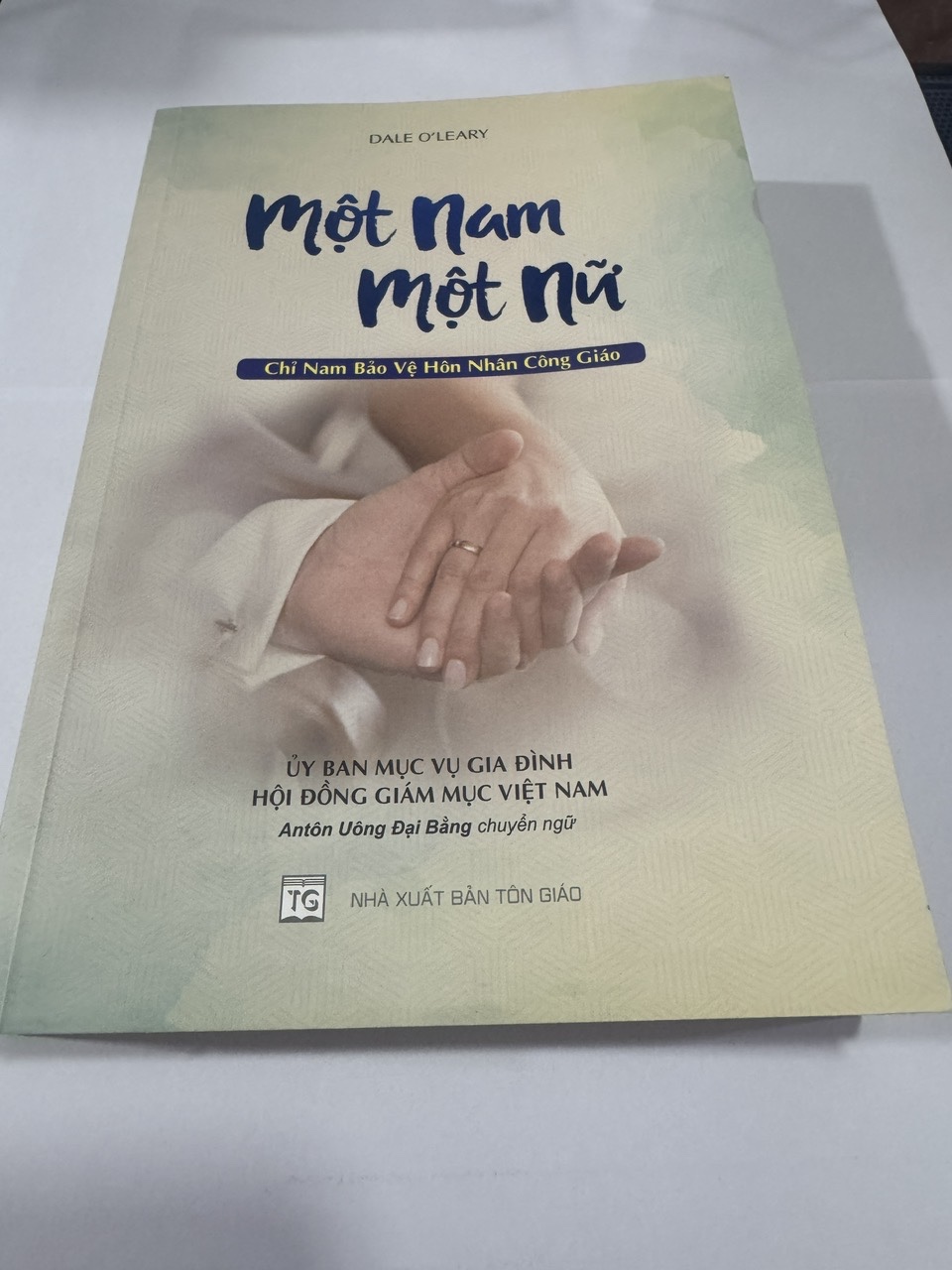 6. Một nam một nữ