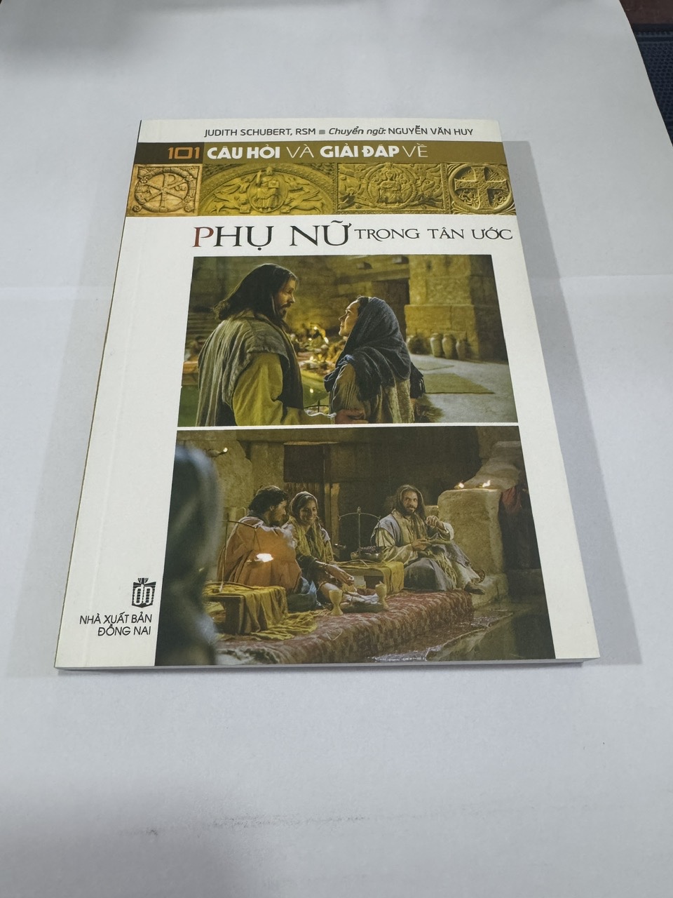 432. 101 câu hỏi phụ nữ trong tân ước
